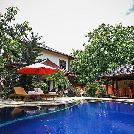 Villa Maryadi Lovina  Luaran gambar