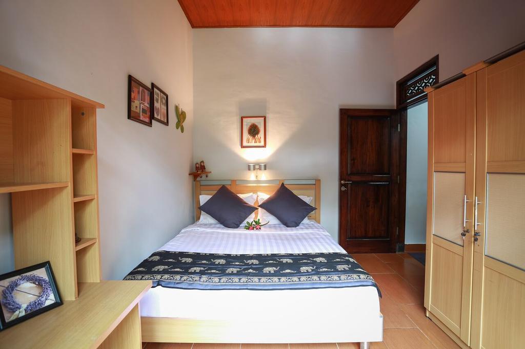 Villa Maryadi Lovina  Luaran gambar